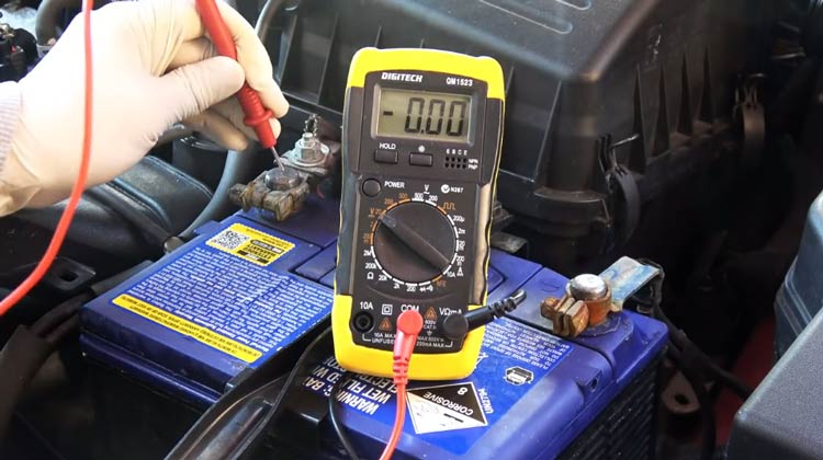 how to Inspect the Voltage of each battery cell